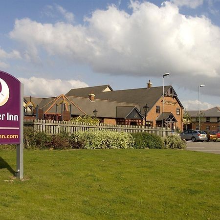 Premier Inn Barnsley Wombwell Ngoại thất bức ảnh