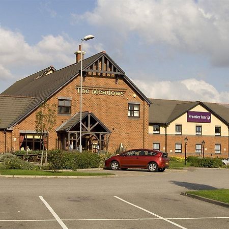 Premier Inn Barnsley Wombwell Ngoại thất bức ảnh