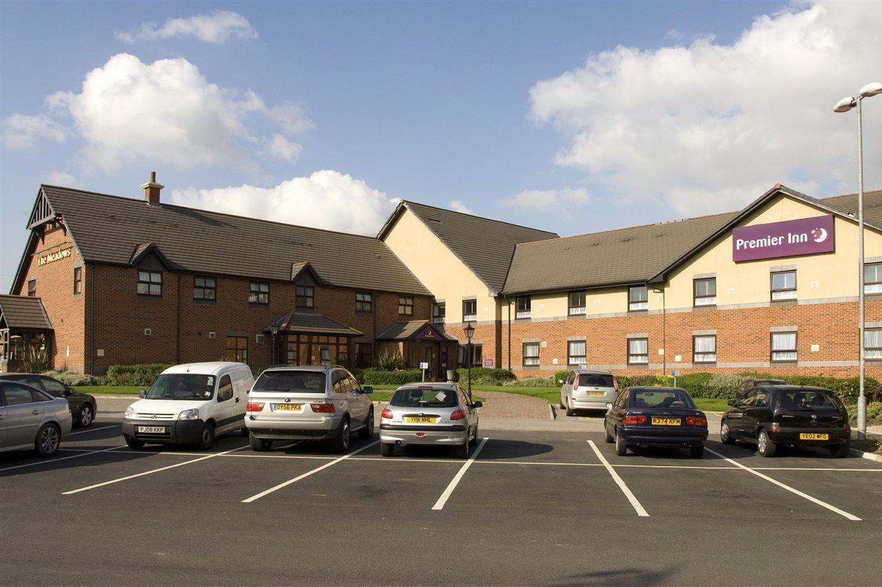 Premier Inn Barnsley Wombwell Ngoại thất bức ảnh